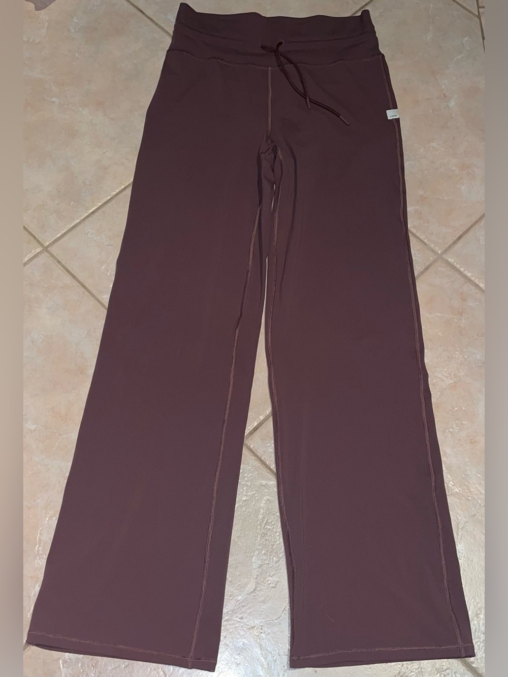 Vuori Womens Daily High-Rise Wide Leg Leggings Pants Flare Maroon M